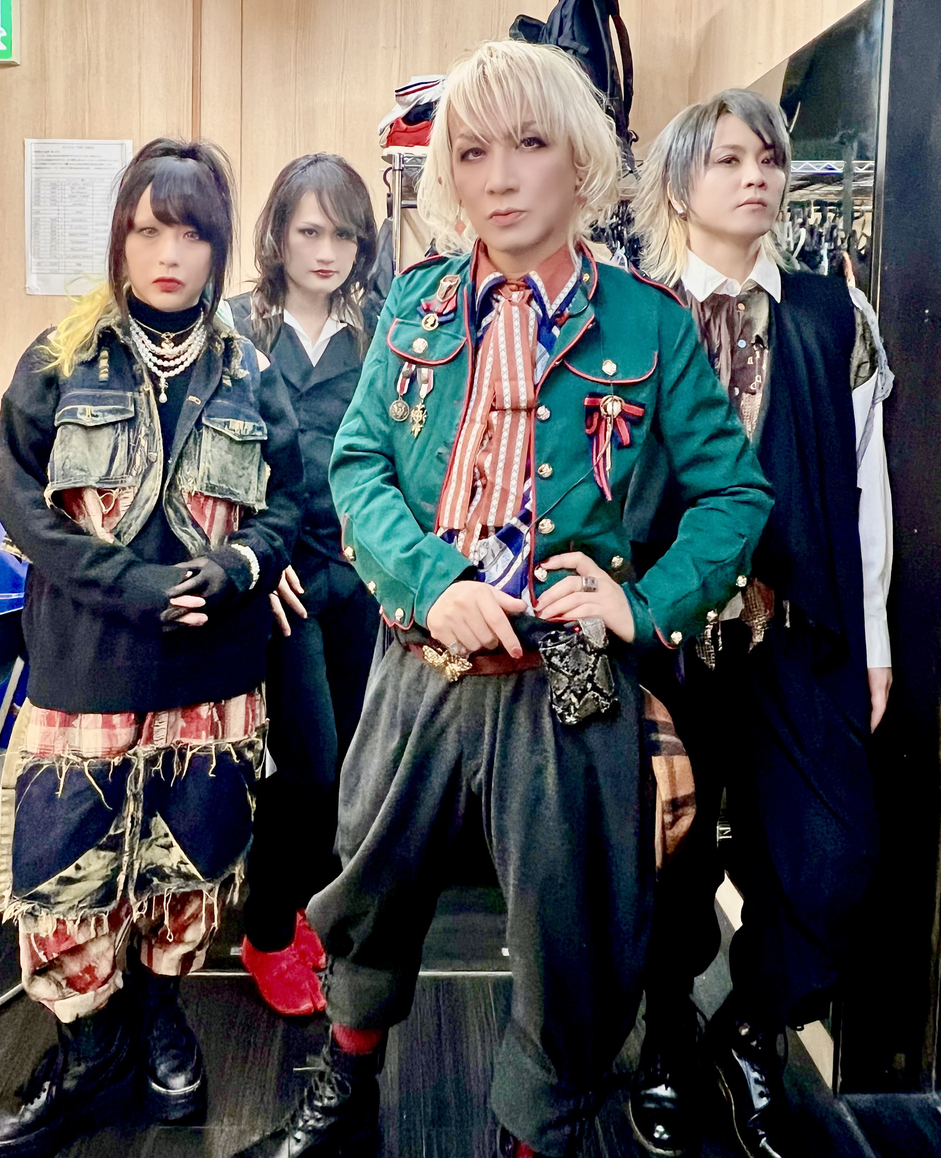 ZIPANG OPERA】1st シングル 『KAMIYAGURA』、封入特典