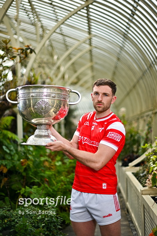 sportsfile (@sportsfile) on Twitter photo Louth footballer Sam Mulroy poses for a portrait with the Sam Maguire Cup at the national launch of the GAA Football All-Ireland Senior Championship Series at the National Botanic Gardens in Dublin.
📸 <a href="/SportsfileSam/">Sam Barnes</a>
sportsfile.com/more-images/11… Louth footballer Sam Mulroy poses for a portrait with the Sam Maguire Cup at the national launch of the GAA Football All-Ireland Senior Championship Series at the National Botanic Gardens in Dublin.
📸 <a href="/SportsfileSam/">Sam Barnes</a>
sportsfile.com/more-images/11…