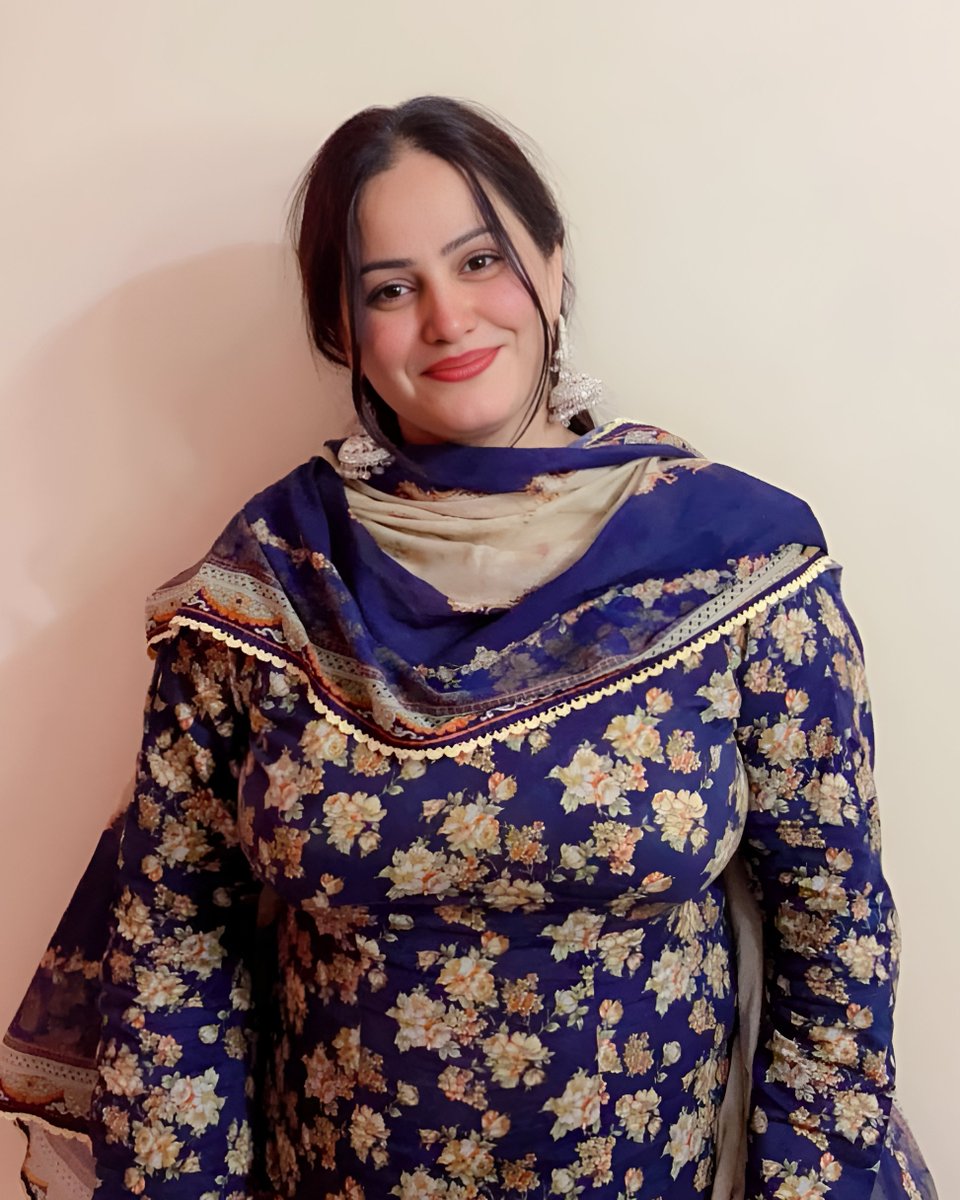 Gorgeous #NaziaAnsari in her recent look 💙