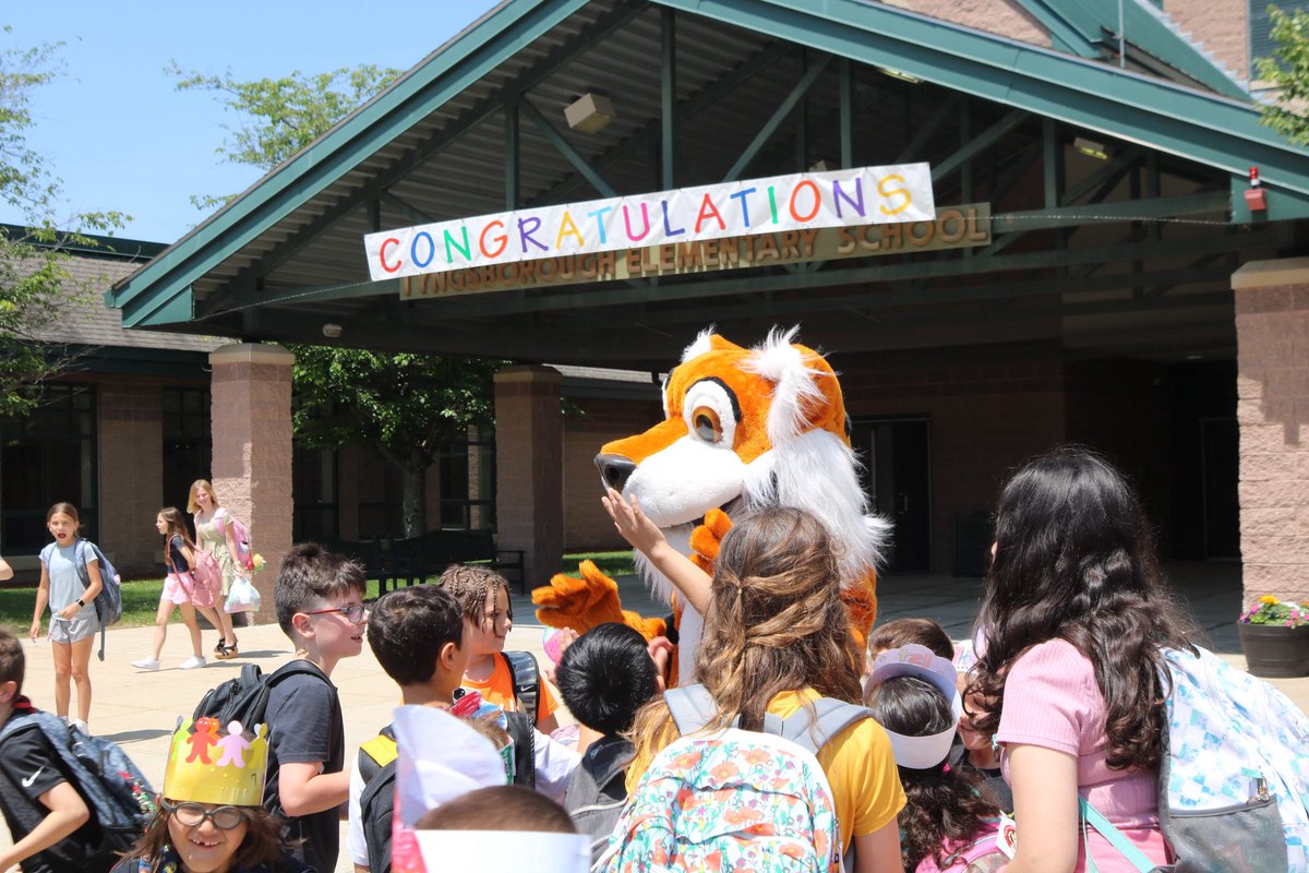 Yesterday we celebrated our 5th graders with a walk-out parade to end the 2025 school year! To view the full video click this link: youtube.com/watch?v=te0GCR…

Have a safe and happy summer! We will see you in August! #tpsprepeares