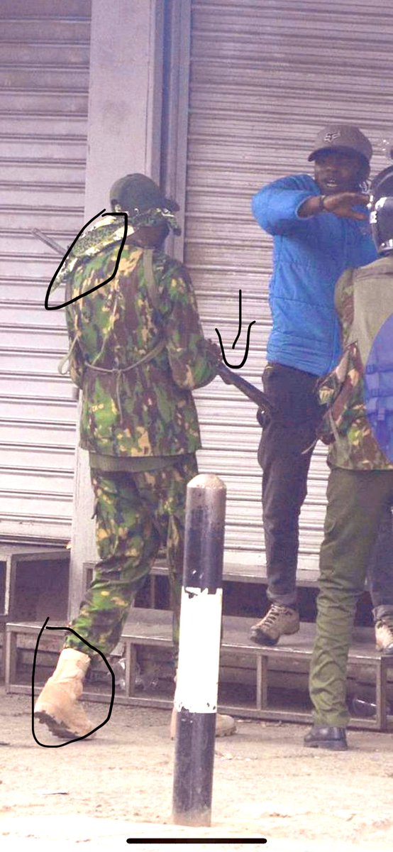 Here is the killer cop, help identify him, he’s still part of the officers within CBD 
#JusticeForAlbertOjwang 
#endpolicebrutalityke 
#TuesdayMAANDAMANO