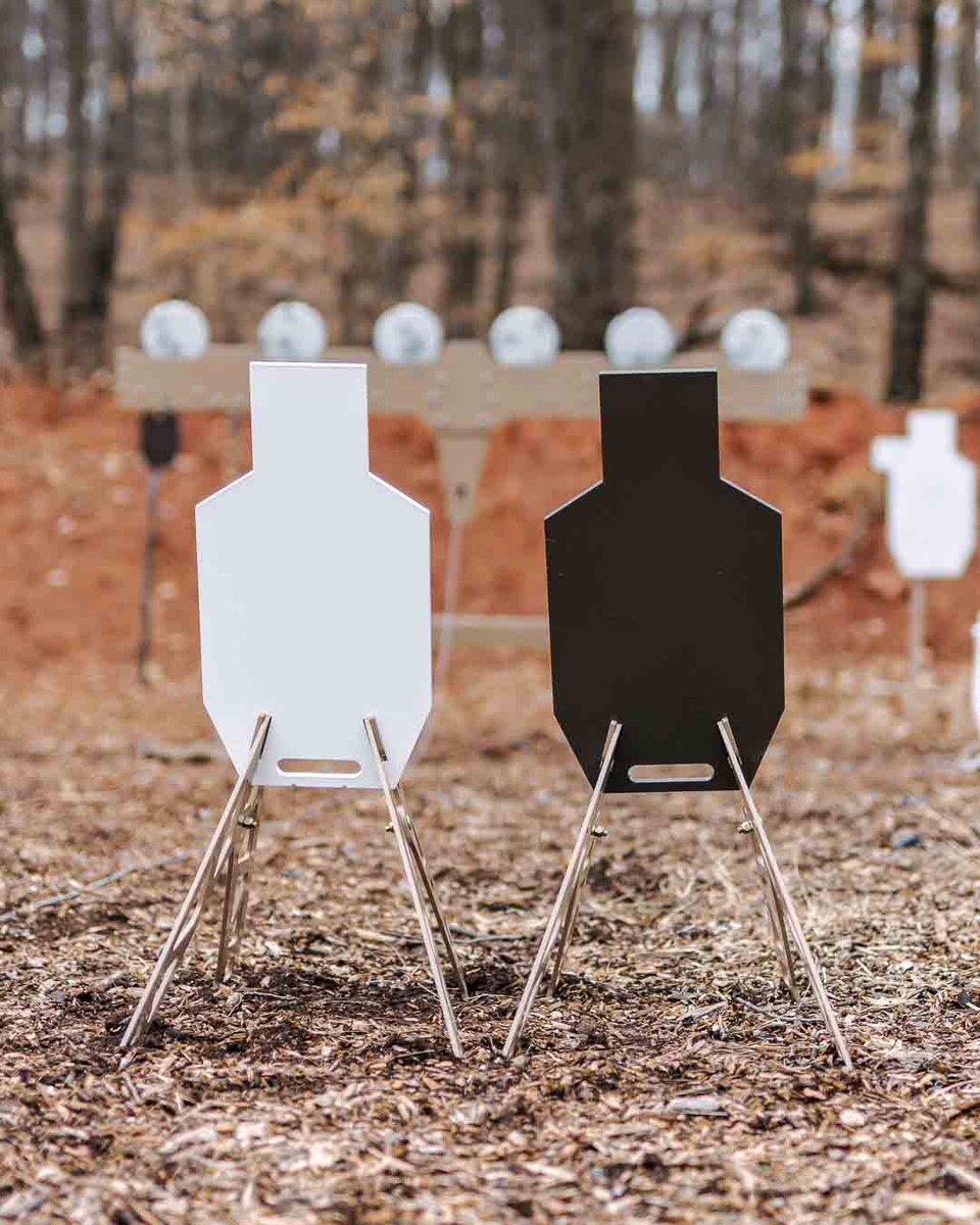 tatargets's tweet photo. Introducing The Grounder Portable Target System! Just dropped at TA Targets, and it’s built to dominate your range days! 💥 No tools, fast setup, tougher than the rest. Let’s unpack this beast… 🧵👇 #SteelCulture https://t.co/zZtan1rVjl