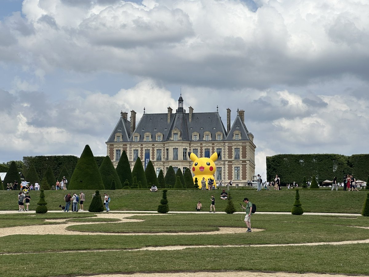 W3ST4R's tweet photo. #GOfestparis was crazy hot!
174 shiny, 9 hundos!!
Now I have 5 perfect Zacian, let’s get the last one during global for the full team!
#PokemonGO #gofest2025 https://t.co/atak9bYIku