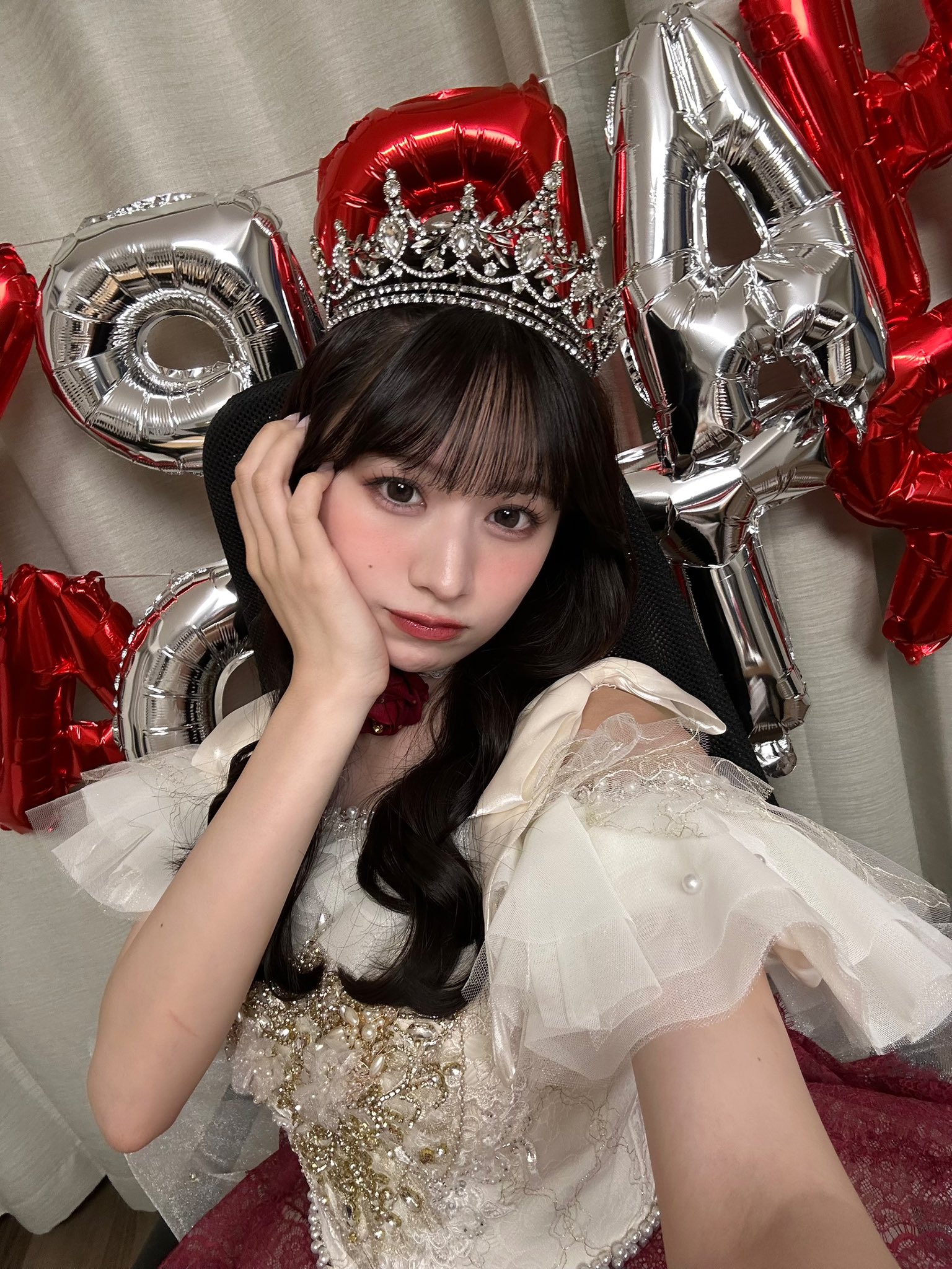 希少　ドゥニーズ・コロン 写真集 FYgbIt7agAEM5A-.jpg