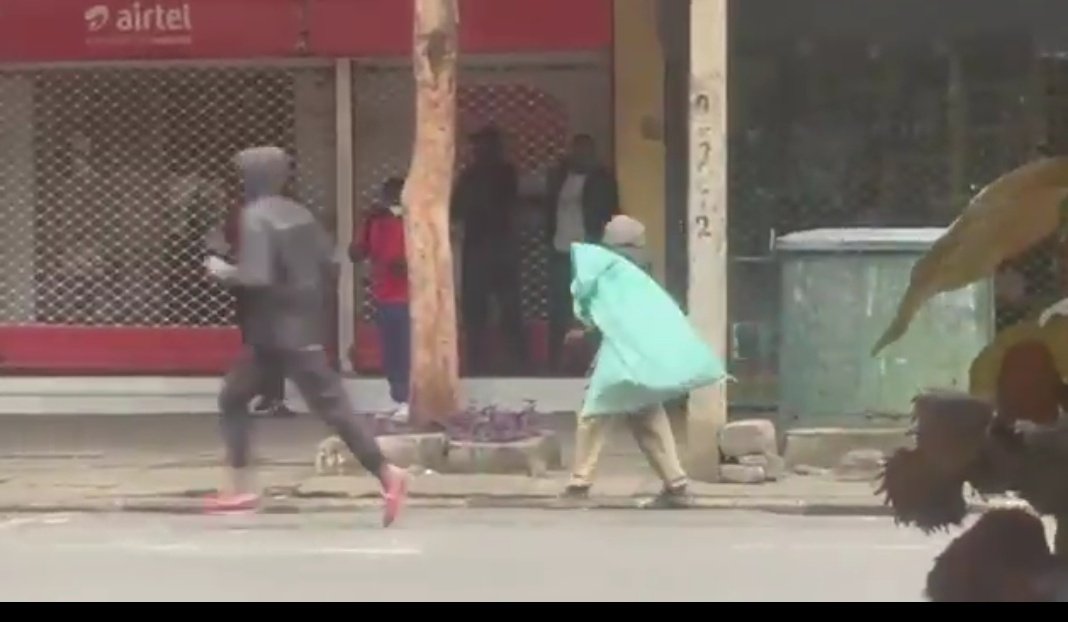 zackdon_'s tweet photo. @KimathiJaymore @kenyasgossips As a cholera you are safe https://t.co/Fkduadk42F
