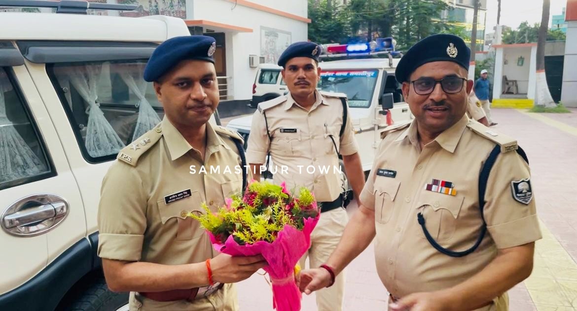 samastipurtown's tweet photo. समस्तीपुर के नये SP अरविंद प्रताप सिंह पहुंचे समस्तीपुर, सर्किट हाउस में ASP संजय पांडेय ने किया स्वागत...
#Samastipur #NewSP #IPS #SamastipurPolice @Samastipur_Pol https://t.co/eMWSGPAFpr