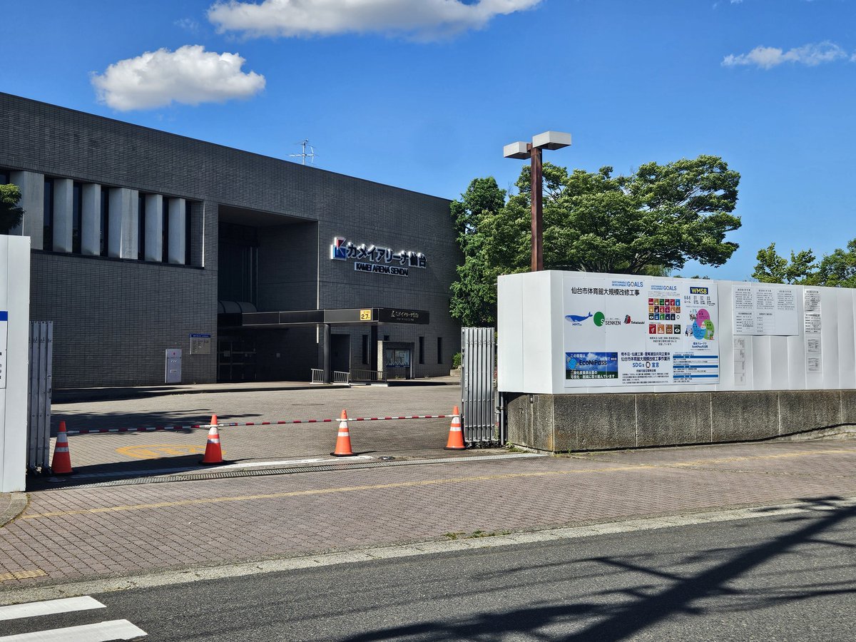 うみの杜水族館、出産間際のイルカが居りレアなことなので見れてよかった。
他にも色々回ったけどやはりとても暑かった。 