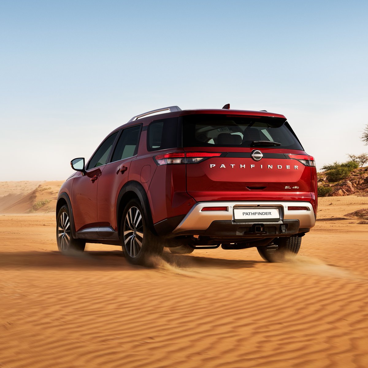 Cut through the silence of sand with confidence.

#NissanPathfinder delivers adventure-ready performance with room for those who matter most.

#AlMasaoodAutomobiles #NissanAbudhabi