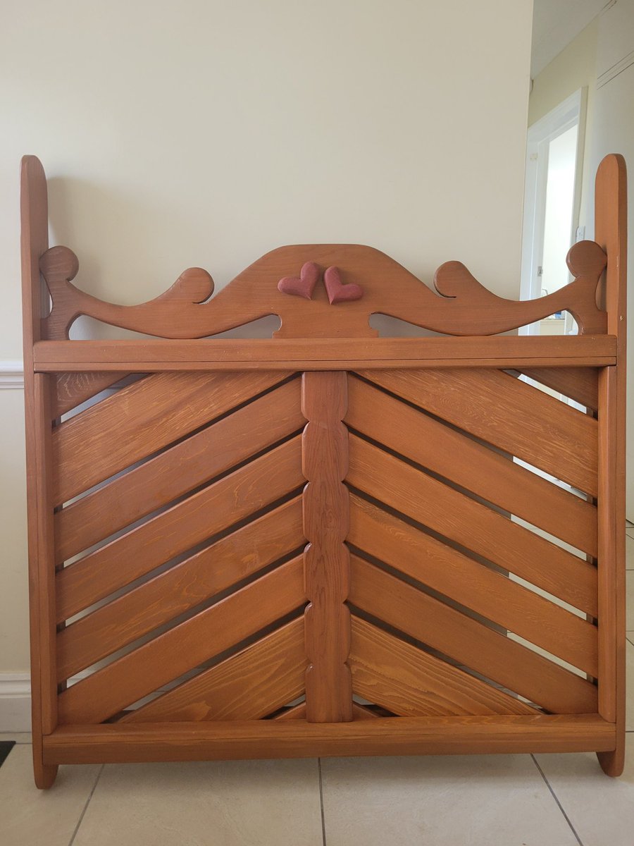 southgatetimber's tweet image. A fencing project that turns heads 🪵✨
Crafted with our Western Red Cedar P.A.R. timber, this trellis-style design is anything but standard.

southgatetimber.co.uk/catalog/wester…

#CedarFence #FencingDesign #SouthgateTimber #TrellisPanel #OutdoorSpaces #GardenDesign #WesternRedCedar