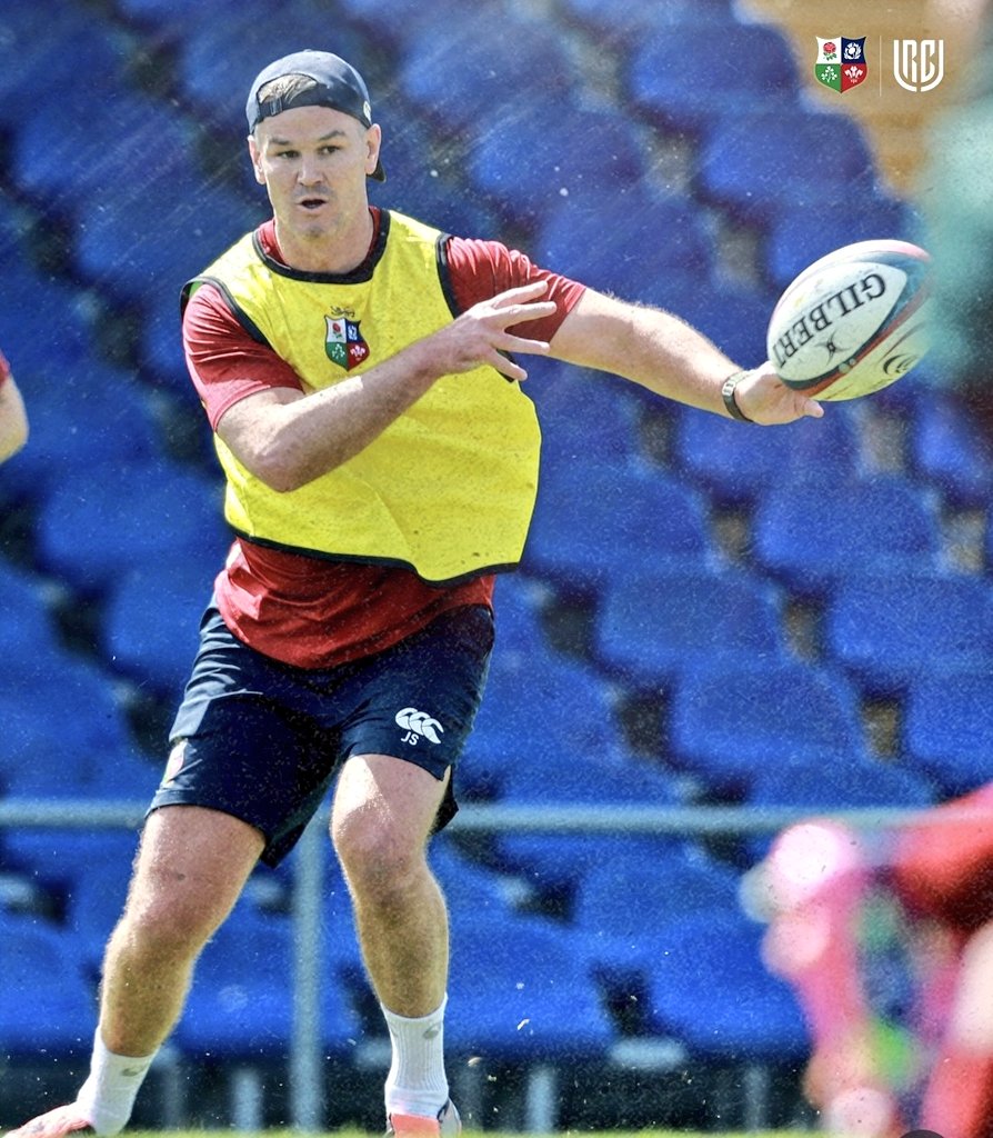 I'm telling you now that if there is a fly-half injury in the last week build up to the final test, then I see him on the bench 🦁 Its definitely in the plan and he's been training more as a player rather than a coach. Imagine that 😉 He may even pick himself over Finn 🤣