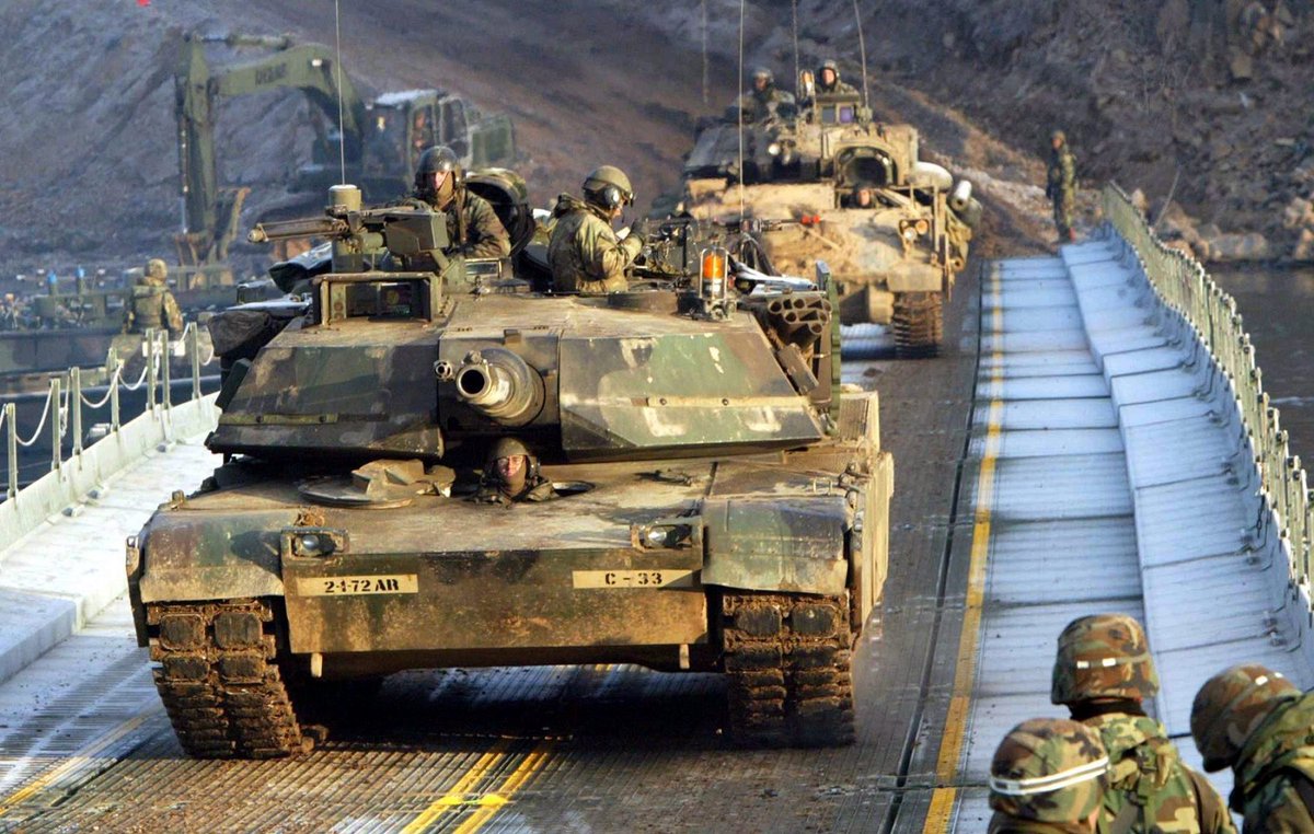 Korean_DMZ_Vets's tweet photo. Tank Tuesday - Latter 1990s in the ROK. M1A1 Abrams from 1st Tank (1/72nd AR, 2ID). #tanktuesday #tanks #armor #ilovetanks #tanklover #2id #korea #rok #1stTank #Abrams https://t.co/443hYlXFX9