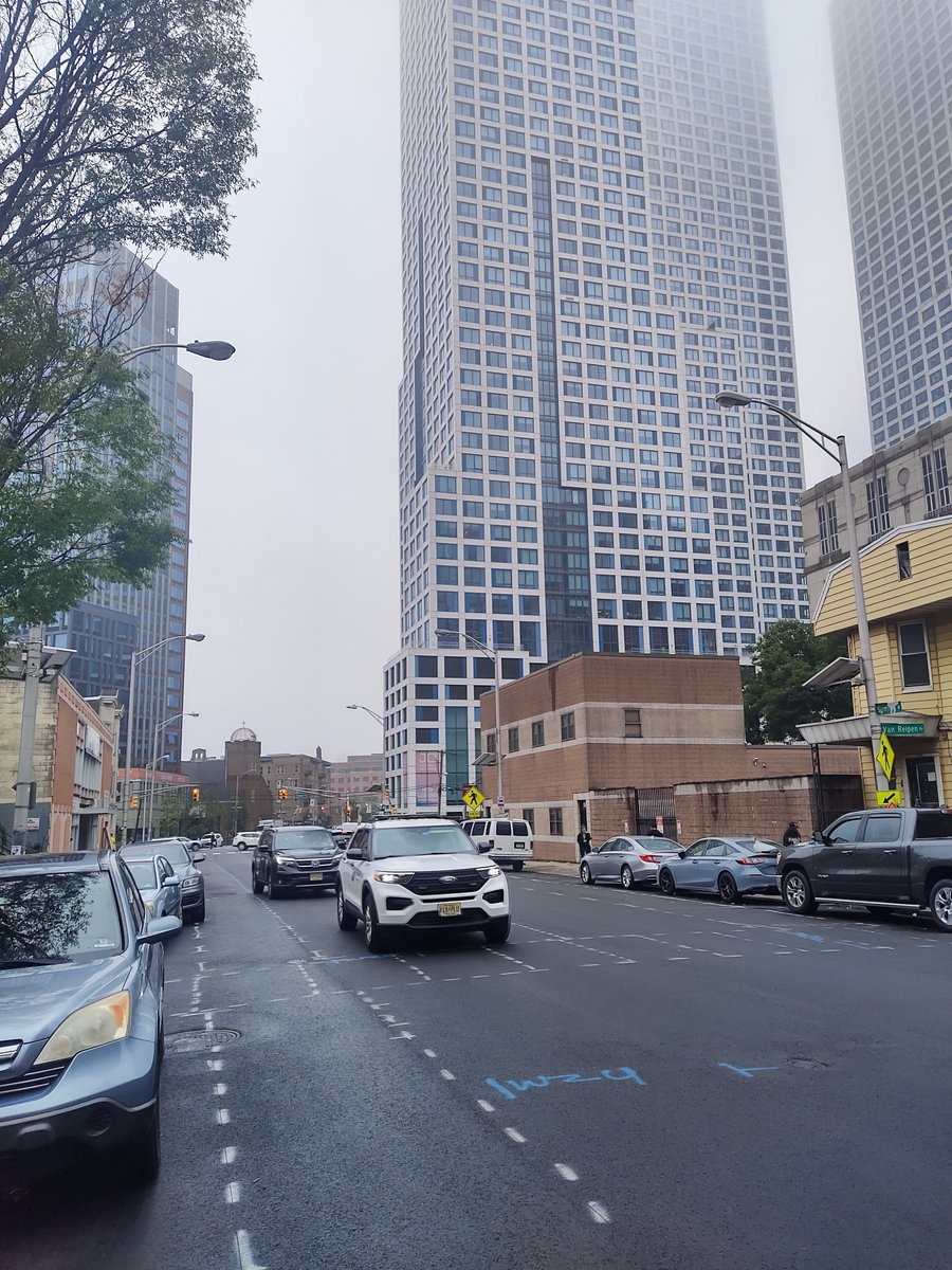 Very exciting safety developments on Summit Ave--Mayor Fulop and Infra Director Patel have bypassed opposition from the Municipal Council (at the behest of Councilman Boggiano). They're installing protected bike lanes along the length of Summit Ave through Journal Sq!
