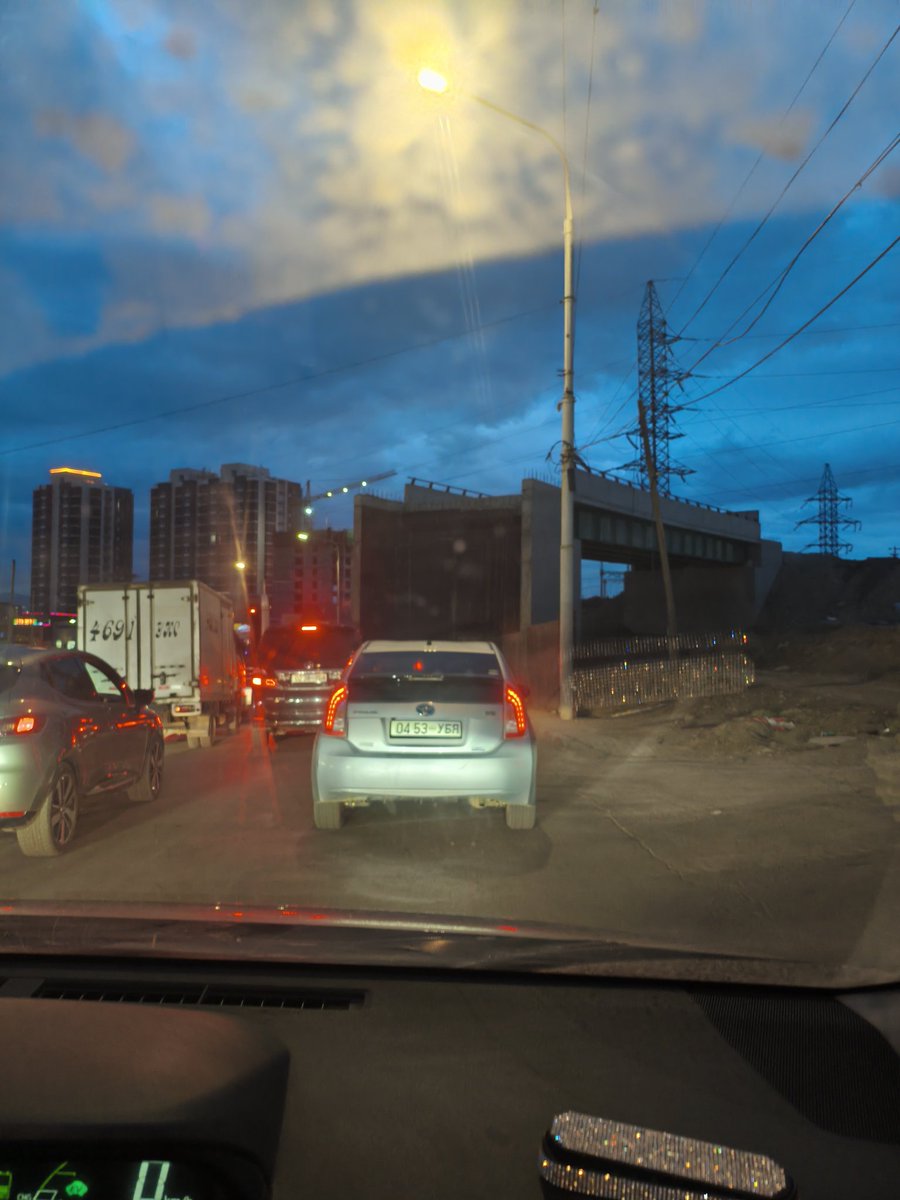 Гэмтлийн эмнэлэгийн арын энэ гүүр хэзээ ашиглалтад орох бэ?