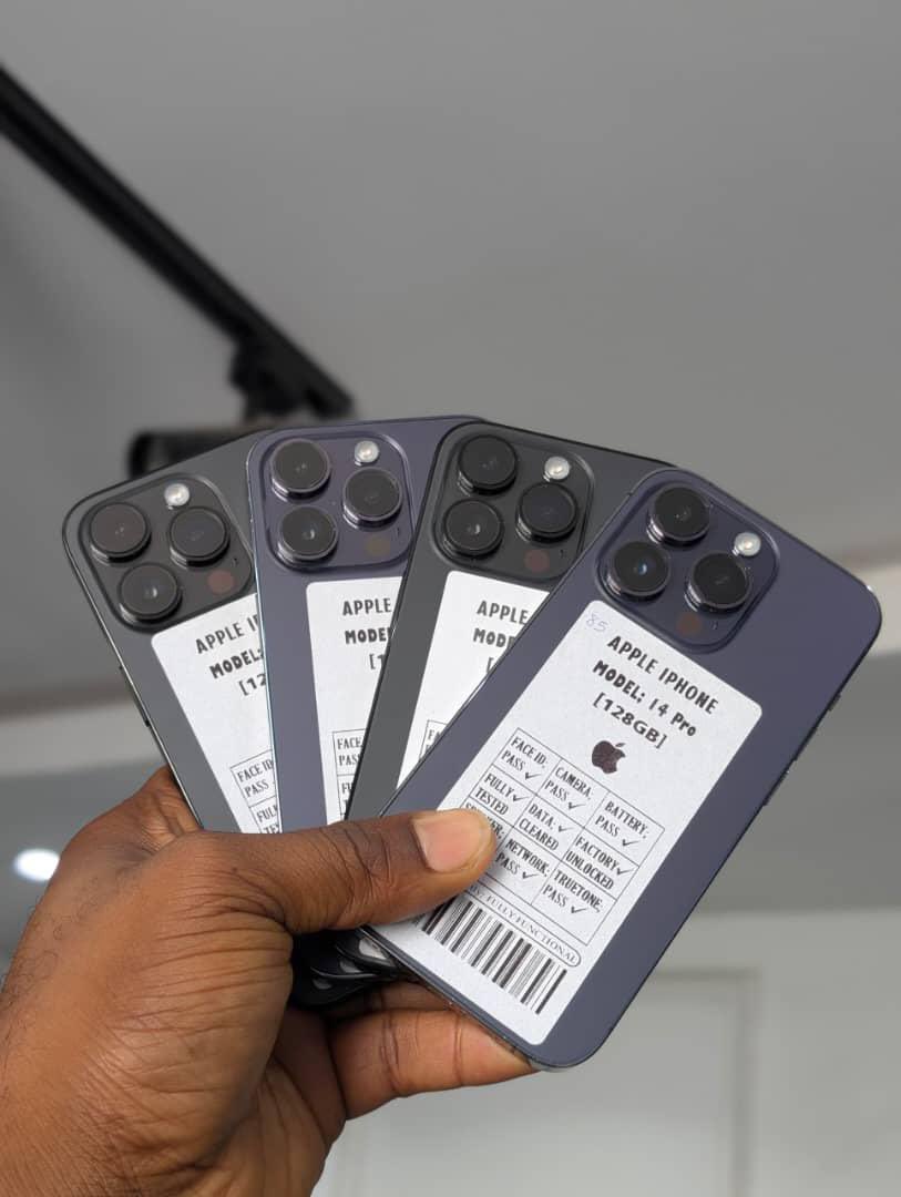gadget14556's tweet image. Hot Deals 🔥🔥

➡️iPhone 14 Pro | 128GB | Physical SIM -
N920,000.

➡️iPhone 14 Pro | 256GB | Physical SIM -
N960,000.

Top-tier tech, unbeatable prices!🚀👑

#kings_gadgetempire #14pro