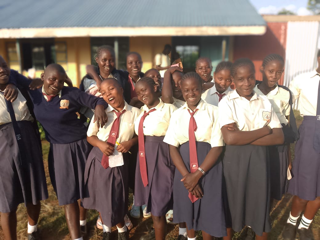 HEDSOorg's tweet photo. Today, we sensitized girls at St. Mathews Lwanyange on digital safety—tackling scams, sextortion &amp; cyberbullying.
They asked bold questions, shared lived truths, and left empowered. Their safety online non-negotiable. 
#BytesOfChange #CyberSmartWoman #SafeOnlineBusia https://t.co/ty7RRRyPDg