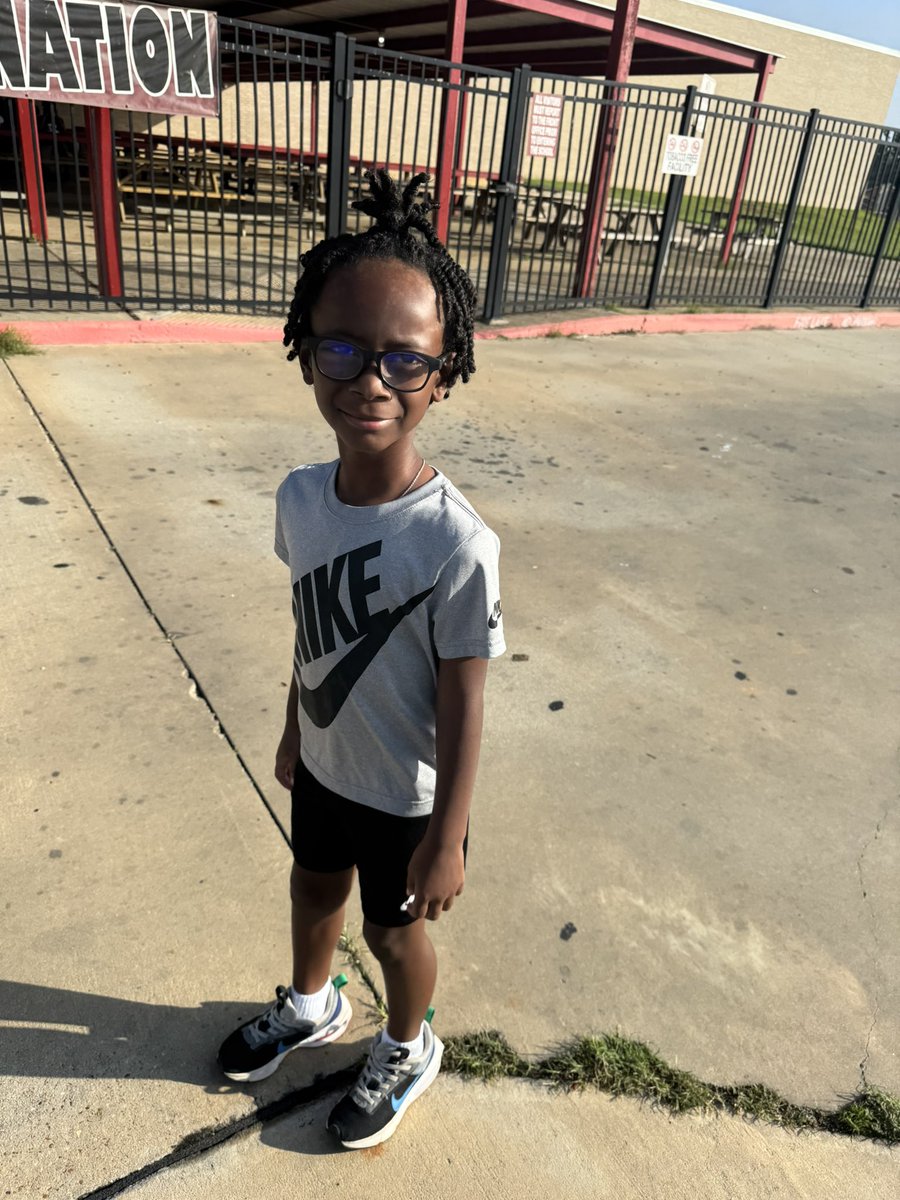 Kendrick Crumedy, M.A. (@coach_crumedy) on Twitter photo When you want to look like the “high school boys” and <a href="/Tyanthonysmith1/">Hurricane Smith</a> at summer workouts 😂😂😂 .. #JasperKids When you want to look like the “high school boys” and <a href="/Tyanthonysmith1/">Hurricane Smith</a> at summer workouts 😂😂😂 .. #JasperKids