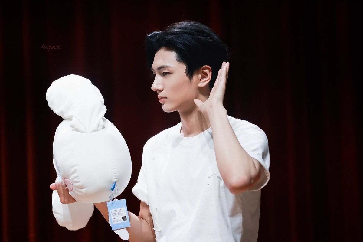 jayforever_02's tweet image. 250617 #JAY #제이 #종성 #JAYalways #ENHYPEN #엔하이픈