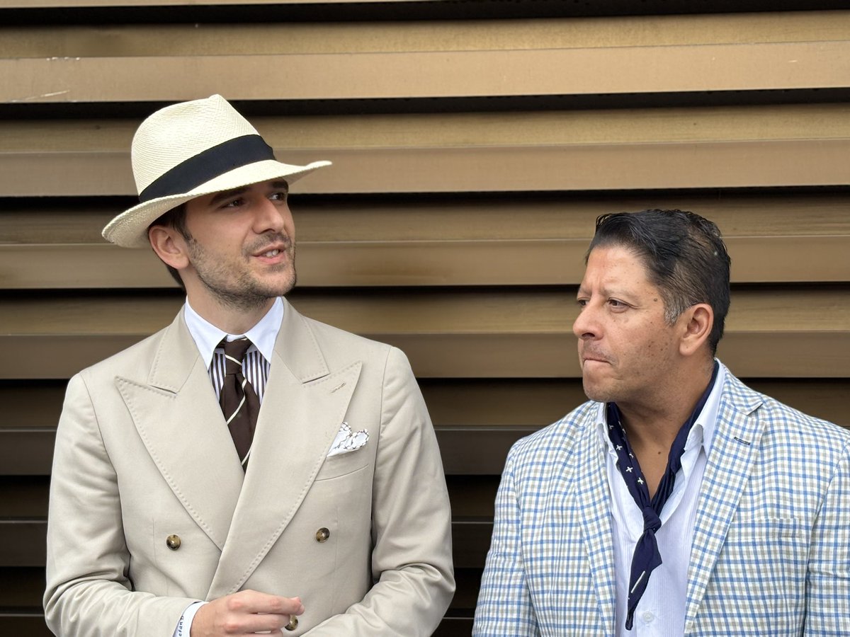 intergt85's tweet image. HOY inicio la 108ª edición de #PittiUomo en Florencia hasta el 20 de junio con Homme Plissé Issey Miyake como invitado de honor, Moda masculina, tecnología, sostenibilidad y diseño global se fusionan en el evento más influyente del menswear. 🇮🇹✨ #Moda2025 #Menswear  🇮🇹👔 #