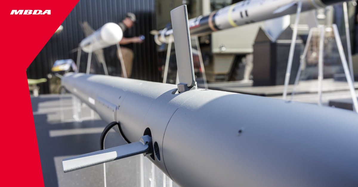 MBDAItalia's tweet photo. Il suo nome è stato rivelato nel corso della prima giornata al #ParisAirShow: MBDA ha firmato un accordo per sviluppare #FULGUR, un missile supersonico VSHORAD per l’Esercito Italiano 🇮🇹
•Fire & forget
•Contro droni, elicotteri, caccia
•Integrato nel sistema Sky Warden https://t.co/ELCy4K3R2h