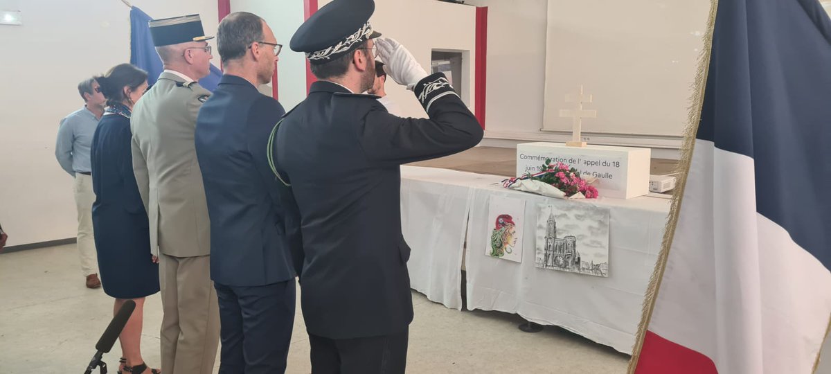 À la maison d'arrêt de Strasbourg, les détenus ont commémoré l'appel du 18 Juin 1940. Grâce à l'engagement de l'équipe éducative de l'unité pédagogique régionale, ce moment fort en présence du lieutenant-colonel Demanet et de quelques résistants fait résonner le devoir de mémoire