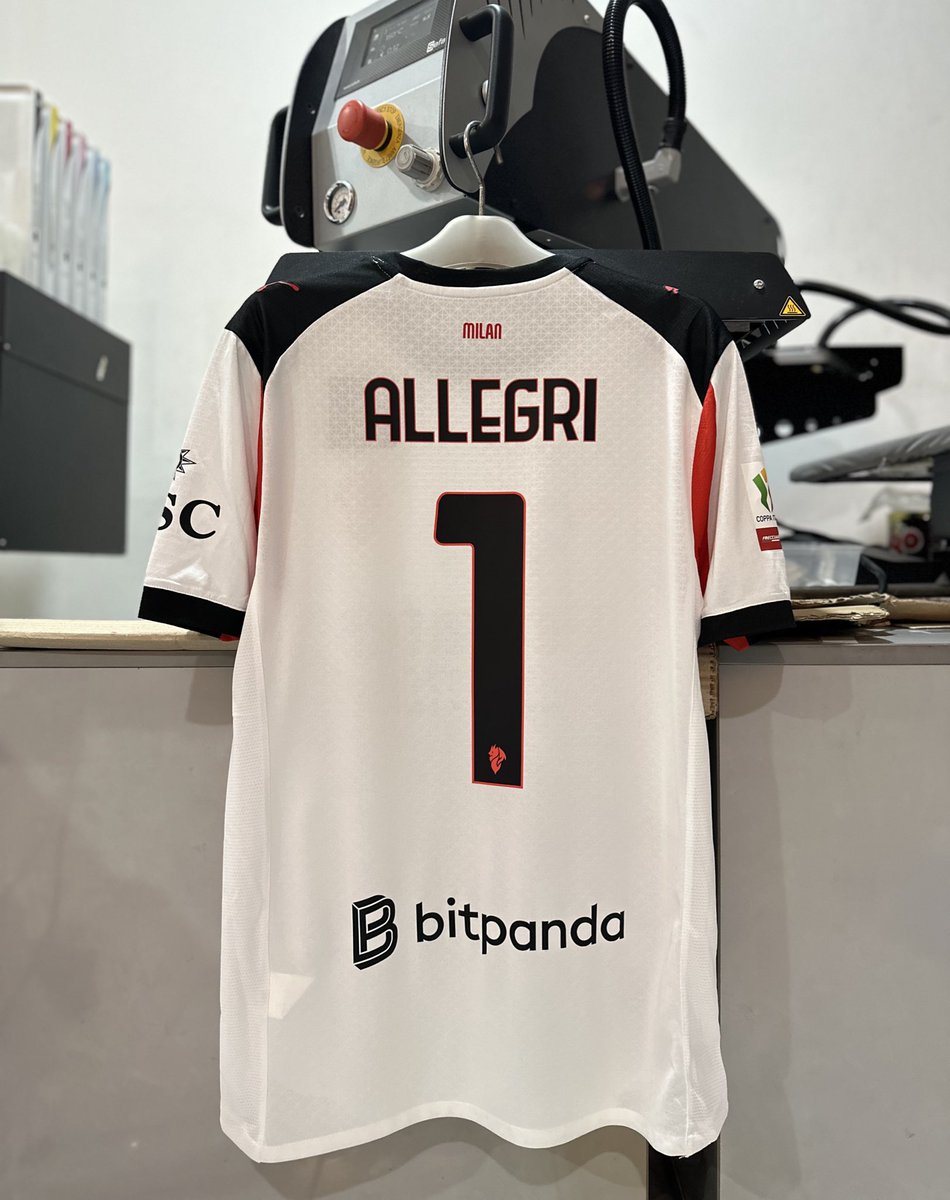 ig: RBSAPPAREL.2010 (@redblackshop_r) on Twitter photo READY STOCK !
Jersey ACM 25/26 Official
Player issue • S M L XL 2XL
Fans GO • S M LX 2XL 3XL 4XL
Nameset official + Full Patch
Order via WA ke 08122041899
<a href="/Info4_Milanisti/">Tribun Milano</a> READY STOCK !
Jersey ACM 25/26 Official
Player issue • S M L XL 2XL
Fans GO • S M LX 2XL 3XL 4XL
Nameset official + Full Patch
Order via WA ke 08122041899
<a href="/Info4_Milanisti/">Tribun Milano</a>