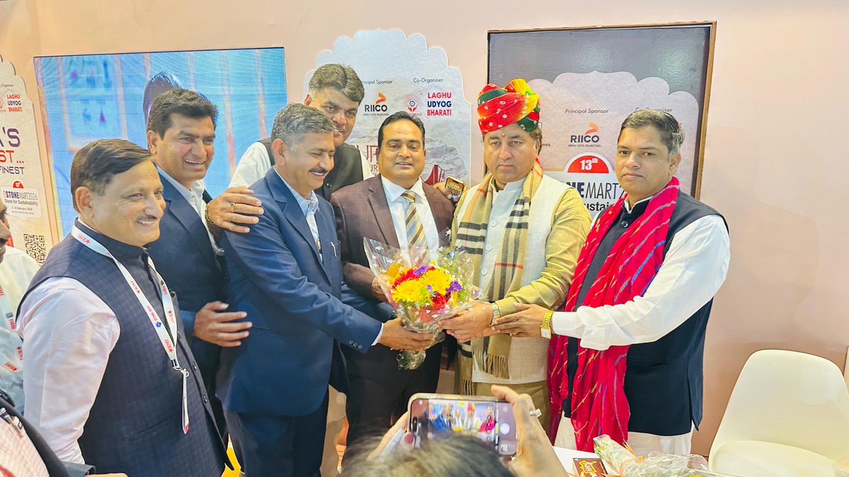 stonemart_india's tweet image. We proudly represented Indian granite at #STONA2025 in Bengaluru! 🌍
From eco-friendly processing to modern design, Stonemart India drew global attention for quality & innovation.
#StonemartIndia #NaturalStone #GraniteIndustry #BIEC #StoneExpo #Architecture #FIGSI