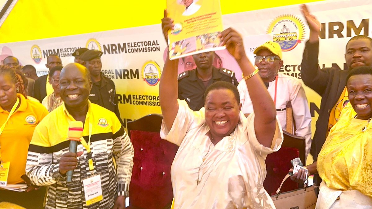 R_Nabbanja's tweet image. Accompanied by some of my staunch supporters, I was today dully nominated as the @NRMOnline candidate for Kakumiro district woman member of Parliament as I seek re- election for a fourth term.
I look forward to earning the voters’ mandate for a continued journey of delivering…