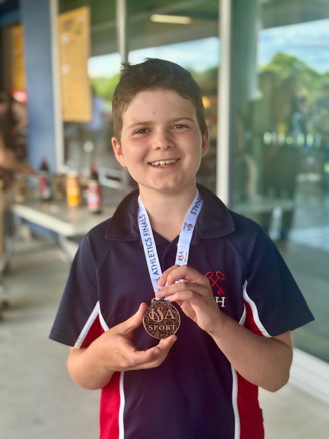 Russell House tweet media