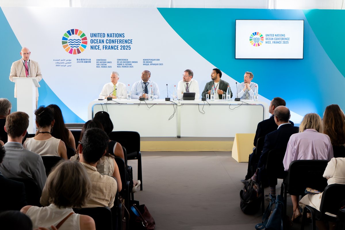 Global Fishing Watch (@globalfishwatch) on Twitter photo At #UNOC3, world leaders finally named transparency and technology as essential to protecting our ocean. Now what?
In a new op-ed, <a href="/BloombergDotOrg/">Bloomberg Philanthropies</a>’s <a href="/MelissaW_Enviro/">Melissa Wright</a>
and our CEO <a href="/darkbluebloke/">TonyLong-CEO-GFW</a> lay out what must happen next.
🔗 globalfishingwatch.org/opinion/at-uno…
#30x30 #OceanTransparency At #UNOC3, world leaders finally named transparency and technology as essential to protecting our ocean. Now what?
In a new op-ed, <a href="/BloombergDotOrg/">Bloomberg Philanthropies</a>’s <a href="/MelissaW_Enviro/">Melissa Wright</a>
and our CEO <a href="/darkbluebloke/">TonyLong-CEO-GFW</a> lay out what must happen next.
🔗 globalfishingwatch.org/opinion/at-uno…
#30x30 #OceanTransparency