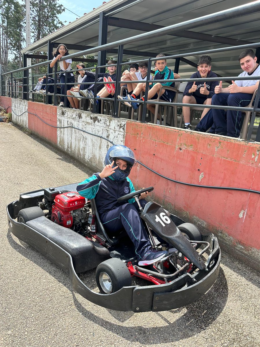 Colegio Adoratrices Logroño tweet media