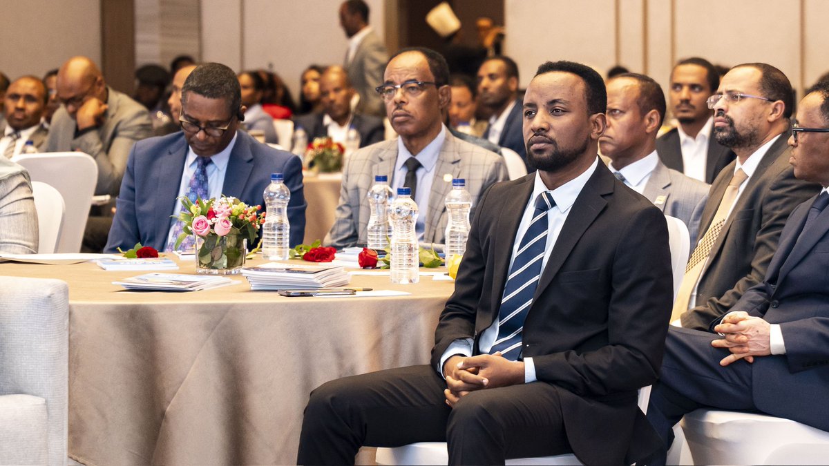 Spectacle_Event's tweet photo. ⚡️Happening Now – Afternoon Session at Skylight Hotel!⚡️
Energy leaders dive deep into connecting power, people & progress across Eastern Africa.
Proudly managed by Spectacle Events.
https://t.co/5Dhy8LHmRS
#AFRIRUN4 #PowerConnectivity #SpectacleEvents #EnergyForAll https://t.co/NClRQP6Tww