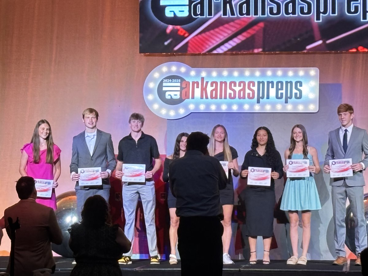 KELLEN_CASH's tweet image. All Arkansas Preps banquet
@ETTaylor79 @AllArkansasPrep @tctabler @NWAGraham @runnerpunner @ArkansasOnline @nwademgaz @sully7777 @DavidBazzel @demario__davis