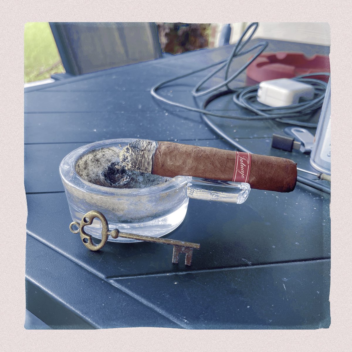 andym78's tweet photo. Now smoking: @TatuajeCigars Havana VI with some of my fellow #LeafCutters. @CigarGal #PPHNH #TheLeafCutters #Podcast #Cigar #BackPorchLounge https://t.co/yCEfHK3scx