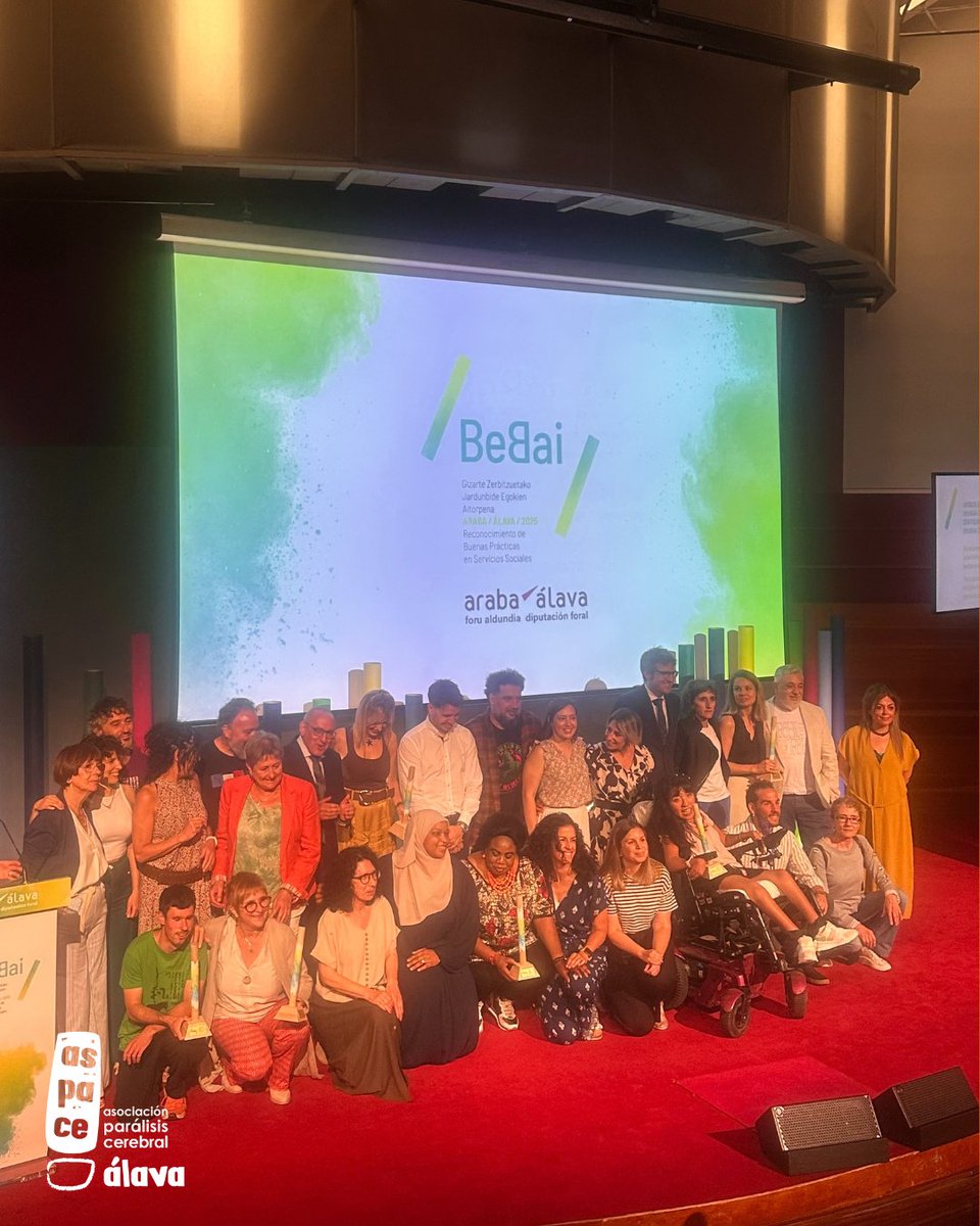 aspacealava's tweet photo. ¡Hoy es un gran día para Aspace Álava! La Diputación Foral de Álava @Araba nos ha reconocido en los Premios Bebáis como una de las buenas prácticas en servicios sociales gracias a nuestro proyecto Arte Próximo: Exposiciones del Grupo de Pintura de Aspace Álava. Yujuuuuuu!!!! https://t.co/CaQ10g076C