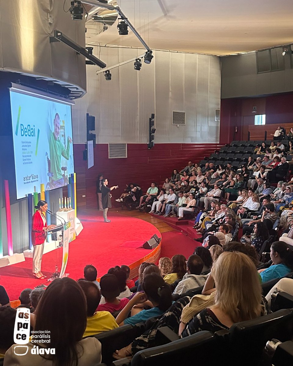 ¡Hoy es un gran día para Aspace Álava! La Diputación Foral de Álava <a href="/Araba/">Arabako Foru Aldundia | Diputación Foral de Álava</a> nos ha reconocido en los Premios Bebáis como una de las buenas prácticas en servicios sociales gracias a nuestro proyecto Arte Próximo: Exposiciones del Grupo de Pintura de Aspace Álava. Yujuuuuuu!!!!
