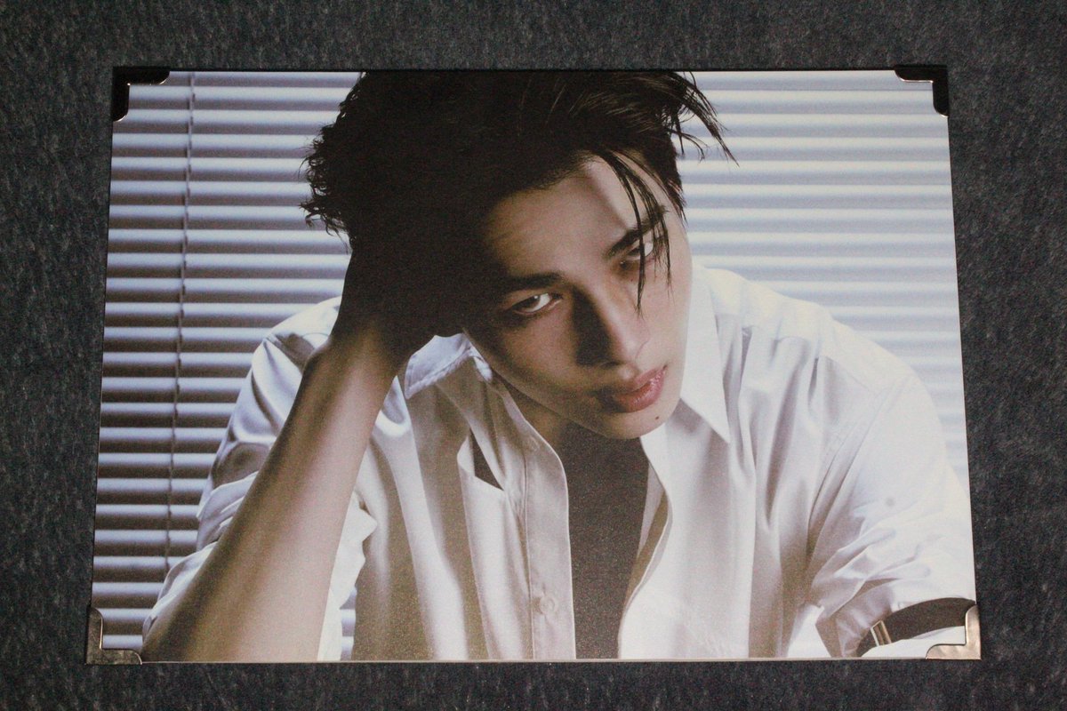 hppyprints's tweet photo. Premium Photo Preview: 

Ni-ki
Group Photo https://t.co/RmvqIAIc9g