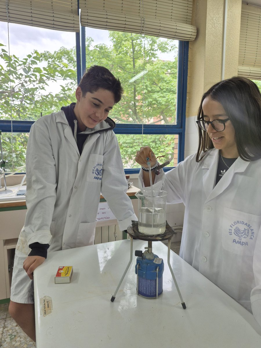 ies floridablanca (@iesflori) on Twitter photo 🏆 Alumn@s de 2º y 4º ESO del <a href="/iesflori/">ies floridablanca</a> , ganadores de la VIII edición del concurso Cristalización en la Escuela con el proyecto “Mapa cristalino de la Región de Murcia”.
🔬 ¡Ciencia, química y territorio! 🏆 Alumn@s de 2º y 4º ESO del <a href="/iesflori/">ies floridablanca</a> , ganadores de la VIII edición del concurso Cristalización en la Escuela con el proyecto “Mapa cristalino de la Región de Murcia”.
🔬 ¡Ciencia, química y territorio!
