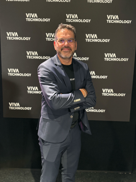 BouchetSeb's tweet photo. Pascal Szekely de #Splunk participait à un débat passionnant lors de #Vivatech sur les nouvelles régulations cyber, le contexte géopolitique actuel, et l'influence de l'#IA sur les clients. Pour plus d'infos sur notre vision de la cyber-résilience : https://t.co/VmUxWq55Xw https://t.co/7934PPqNJy