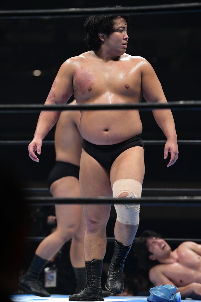 high_kkk's tweet image. 後輩に氷嚢投げつけられてこの表情
っくぅ〜〜〜🌋

2025.6.15 大阪城ホール
#njDOMINION
#村島克哉