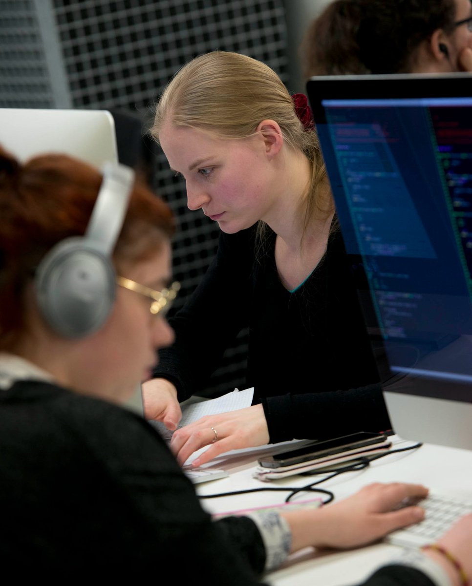42born2code's tweet image. 🌞 Fortes chaleurs : le mieux pour cet été... c&apos;est de participer à une Piscine de découverte du code !

📅 Du 7 au 11 juillet ou du 15 au 18 juillet.

🙋‍♀️ Réservé uniquement aux femmes à partir de 16 ans ! En savoir plus sur discovery.42paris.fr