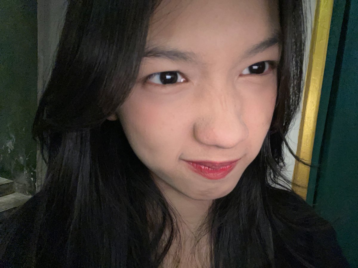 Ekin_JKT48's tweet photo. kalo aku jadi kata, aku bakal jadi makan https://t.co/4knY3hxLDn