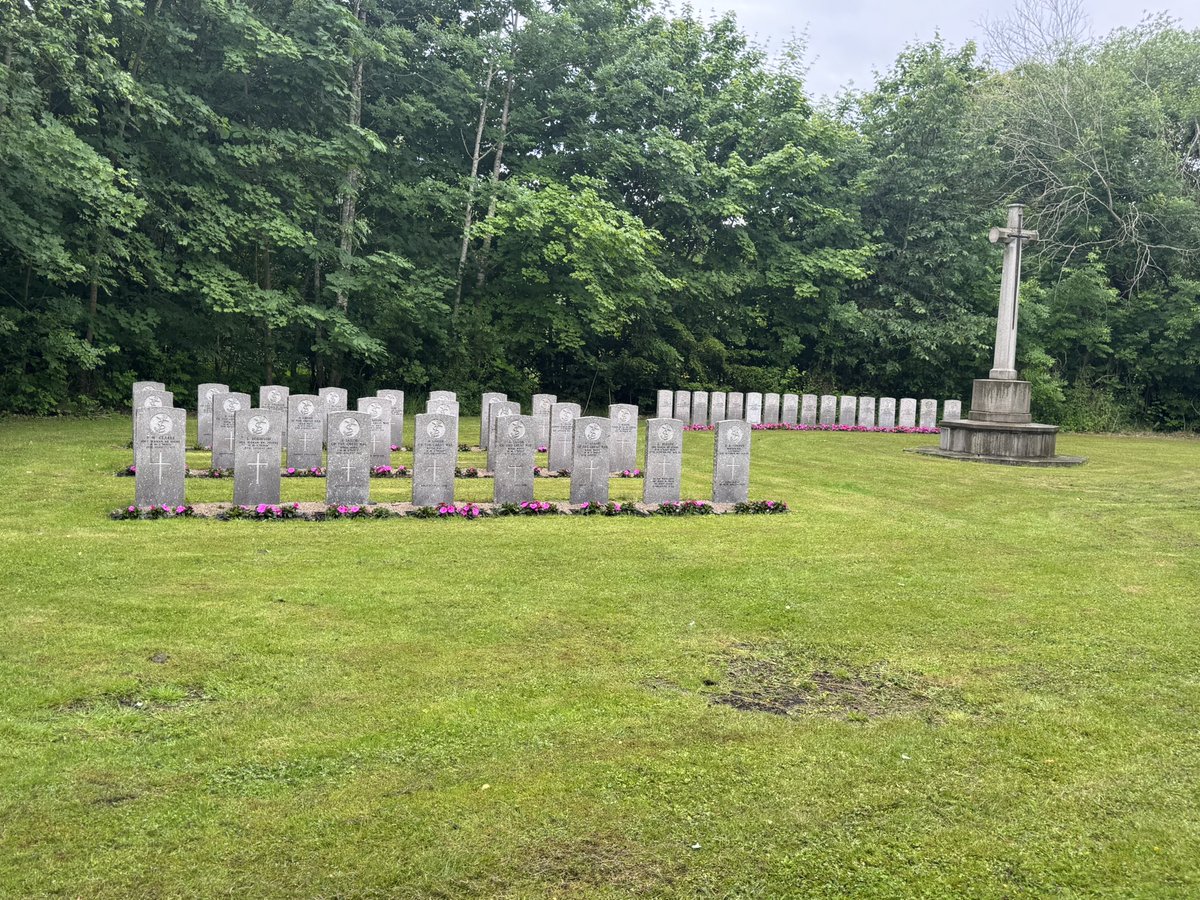 peter hudson (@pdhudson1) on Twitter photo When people hear the name Mary Rose they usually think of Henry VIII’s flagship. She was the first of 9 ships to bear that name - the 7th, a destroyer, was sunk in 1917 off Lerwick yet many sailors were recovered in Norway where they now rest. @cwgc <a href="/MaryRoseMuseum/">The Mary Rose</a> When people hear the name Mary Rose they usually think of Henry VIII’s flagship. She was the first of 9 ships to bear that name - the 7th, a destroyer, was sunk in 1917 off Lerwick yet many sailors were recovered in Norway where they now rest. @cwgc <a href="/MaryRoseMuseum/">The Mary Rose</a>