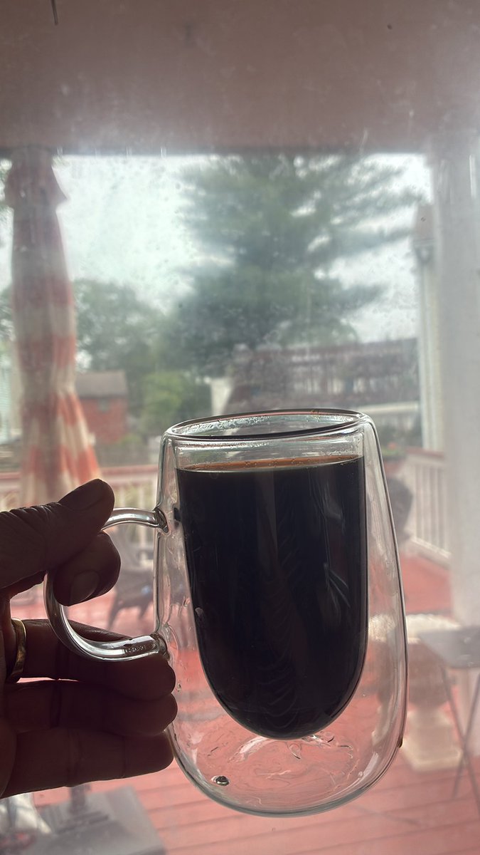 Ahora si buenos días, llena porque no tuve una buena noche.