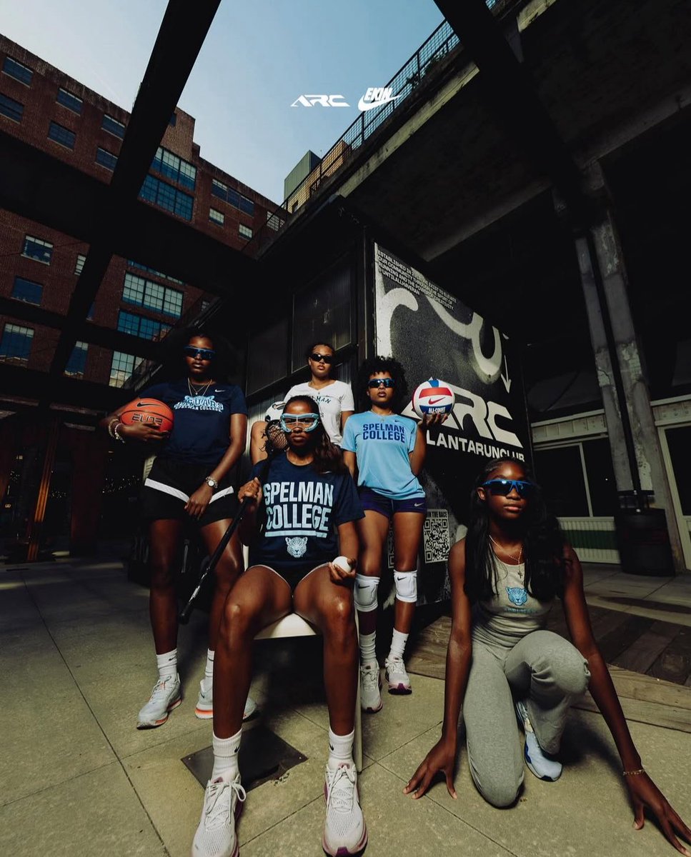 SpelmanCollege's tweet photo. Happy #NationalMascotDay! 💙🐾 Today we’re celebrating our fierce and fearless Jaguar — a symbol of strength, pride, and Spelman spirit. #TheJagsAreBack https://t.co/mHjG2O9f4e