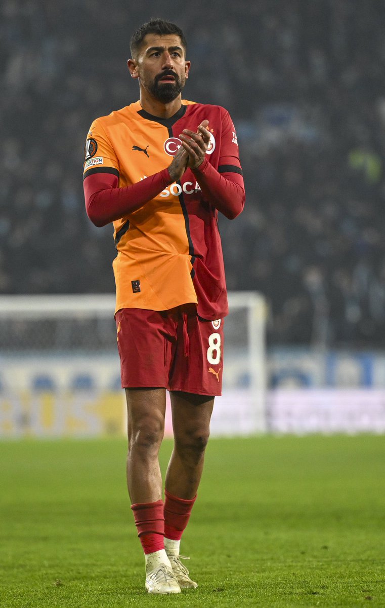 Ertan Süzgün:

"Eyüpspor, Kerem Demirbay transferi için Galatasaray ve oyuncu tarafıyla anlaşma sağladı."

8 numara ?