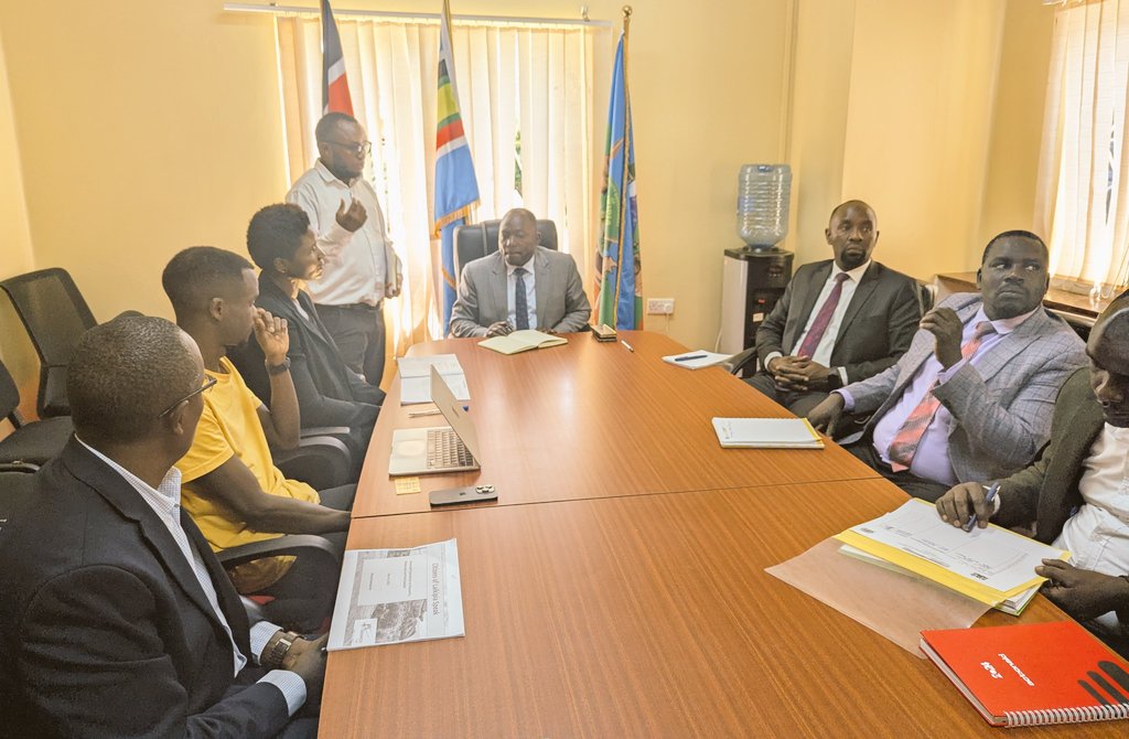 Twaweza Kenya (@twaweza_ke) on Twitter photo Yesterday, the <a href="/Twaweza_Ke/">Twaweza Kenya</a> team paid a courtesy visit to H.E. Governor Joshua Irungu of Laikipia County in Nanyuki.
We had productive discussions on strengthening citizen engagement and evidence-informed governance.
More to come!
#SautiZaWananchi
Cc. @GovernorLaikipia. Yesterday, the <a href="/Twaweza_Ke/">Twaweza Kenya</a> team paid a courtesy visit to H.E. Governor Joshua Irungu of Laikipia County in Nanyuki.
We had productive discussions on strengthening citizen engagement and evidence-informed governance.
More to come!
#SautiZaWananchi
Cc. @GovernorLaikipia.