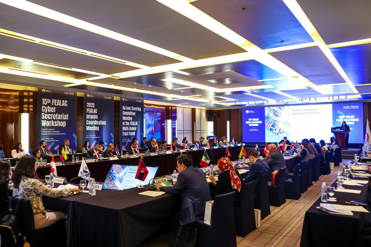 🇩🇴🤝🇰🇷 República Dominicana fortalece vínculos con América Latina y Asia del Este

En representación del Viceministerio para Asuntos Económicos y Cooperación Internacional, la directora de Integración Comercial, Carmen Elena Ibarra Toledano (<a href="/carmenelenai/">Carmen Elena Ibarra Toledano</a>), participó en las