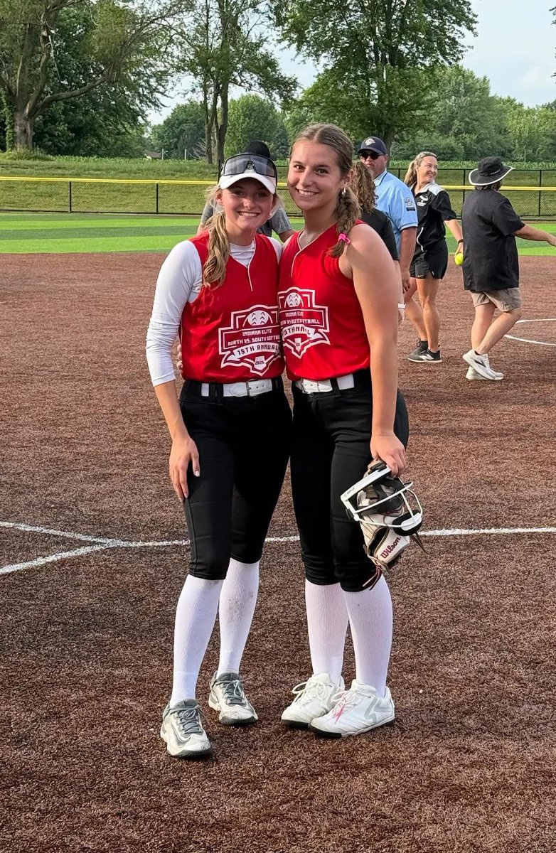 <a href="/ReaganDillon19/">Reagan Dillon</a> &amp; <a href="/graciecrafton24/">Gracie Crafton</a>  showing their skills yesterday! 💪🏼