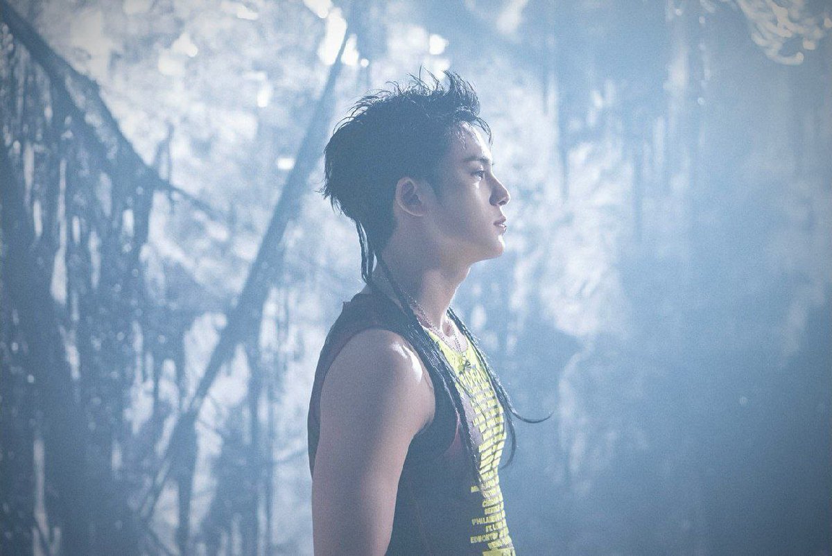 mingyu's tweet image. THUNDER ⚡️