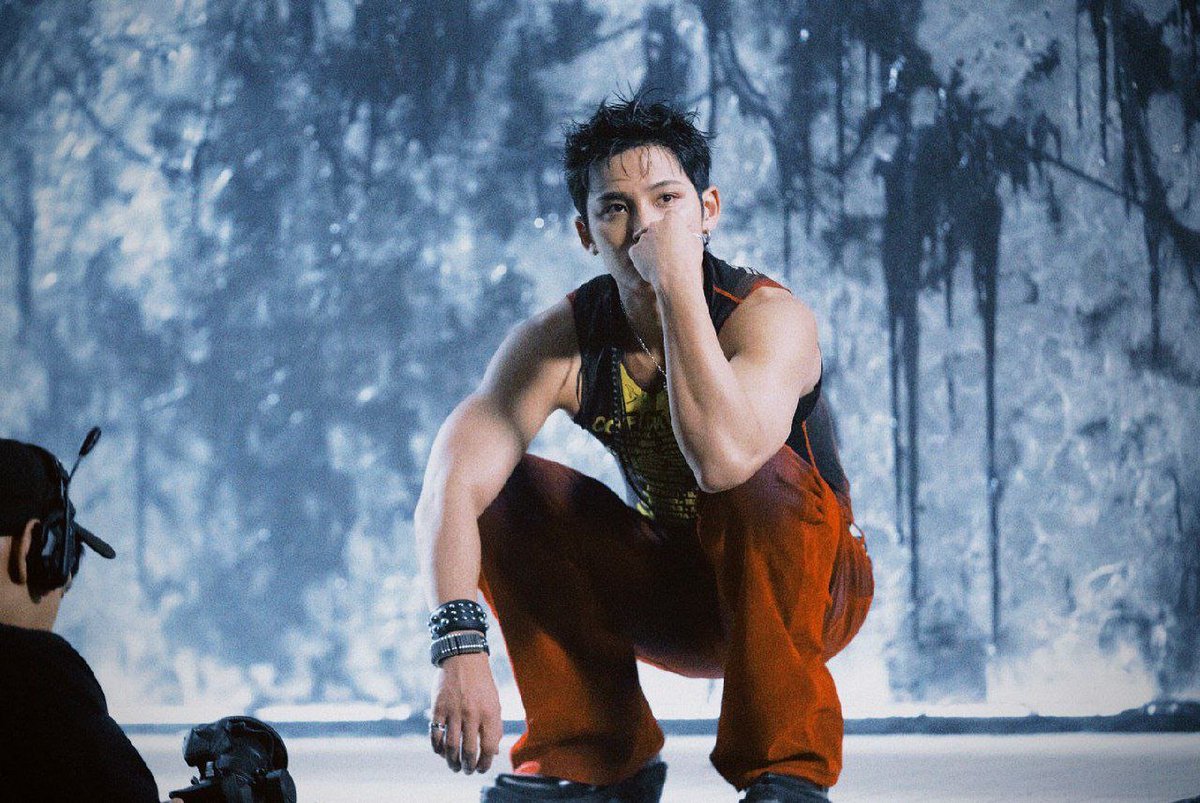 mingyu's tweet image. THUNDER ⚡️